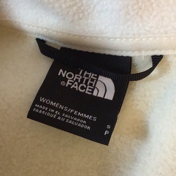 The North Face Pullover fleece 1/4 zip, pocket full length across, NEW w tags - Picture 7 of 10